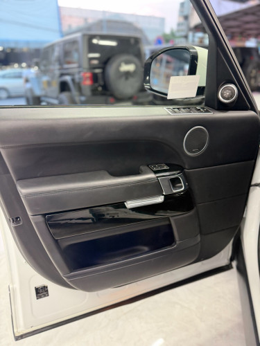 Rang Rover Vouge HSE 2014 Full option