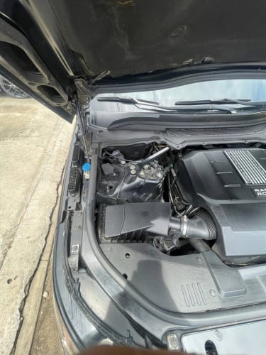 Range Rover hse 2014 26500$ ចរចារ ឡានមូល ប្រភេទឡានសាំង ធានាម៉ាសុីនជូន