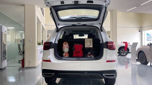 ROEWE RX5 PLUS