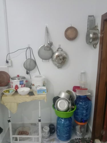 Room and cooking equipment. Sell for small amount.