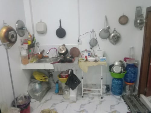 Room and cooking equipment. Sell for small amount.