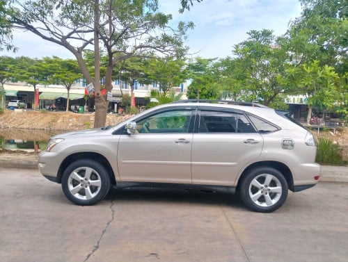 RX 330 ឡានស្អាតសុិប1ជុំ