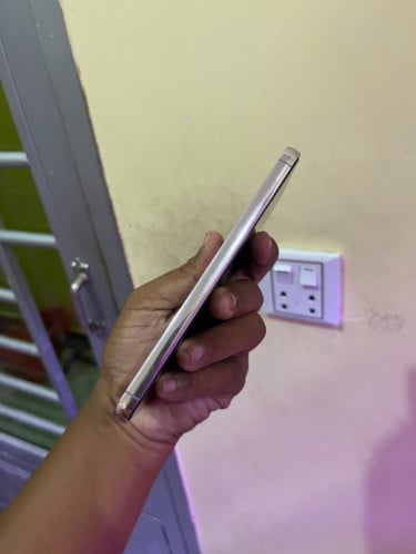 Samsung S23 plus 8G/256G ក្រុមហ៊ុន