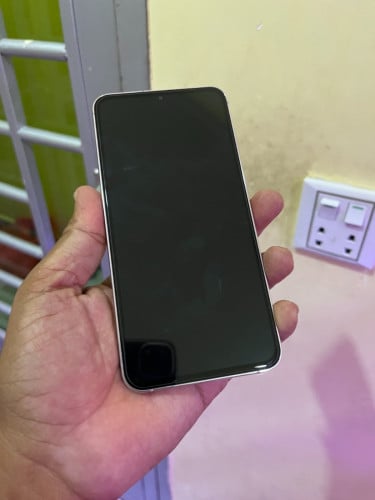 Samsung S23 plus 8G/256G ក្រុមហ៊ុន