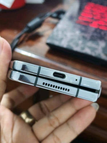 Samsung Z Fold 4 (Us)