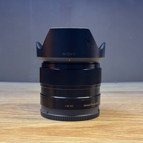Sony 35mm 1.8 OSS