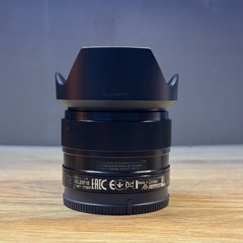 Sony 35mm 1.8 OSS