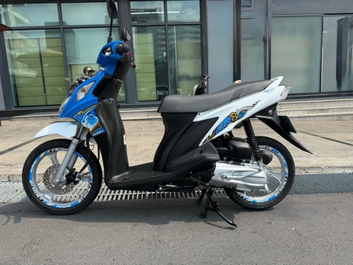 Suzuki nex
