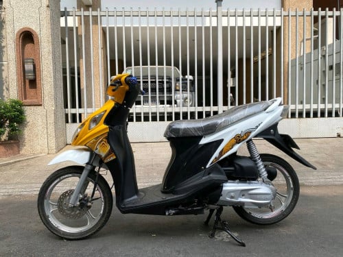 Suzuki Nex