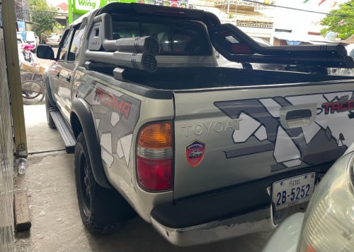 Tacoma ឆ្នាំ2001 4ម៉ាសុីន លេខអូតូ 2បាំង ឡានថ្មី