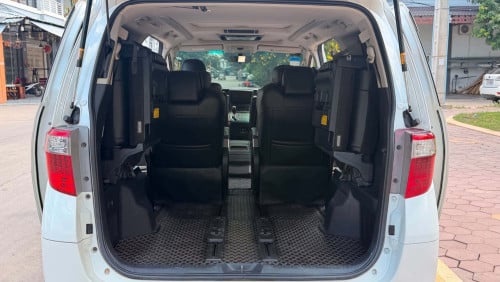 Toyota Alphard 2011 Full បេីកតំបូល2 ហ្វូលពេញ rido