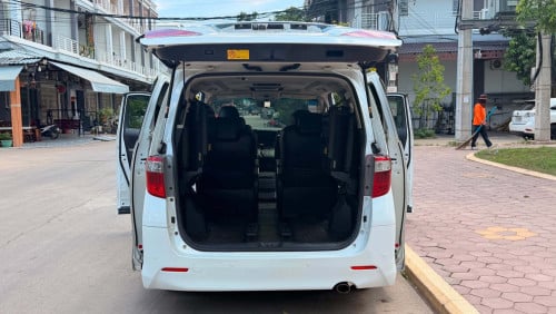 Toyota Alphard 2011 Full បេីកតំបូល2 ហ្វូលពេញ rido