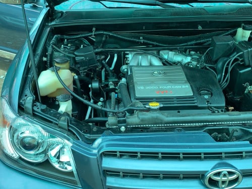 Toyota Highlander 03 V6 ប៉ុង1 លីមីធីត