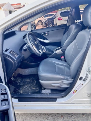 Toyota Prius 2012