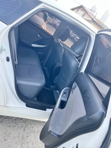Toyota Prius 2012