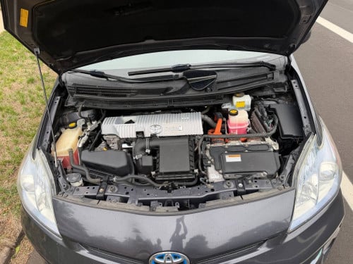 Toyota Prius 2014 Plug-in ឡានស្អាតខាង California