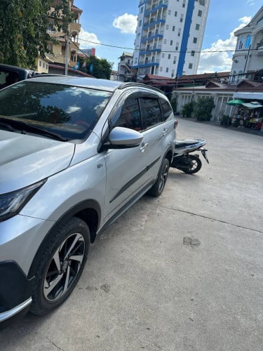 Toyota Rush 2020 For Rent /出租