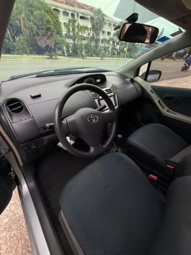 Toyota vitz 06 smart key