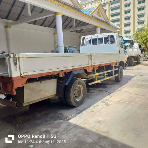 Truck 2.5t For Rent /出租