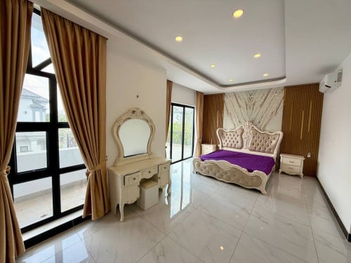 Villa for rent at new airport