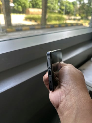 Vivo X200 ultra 98% តួខេសសុី