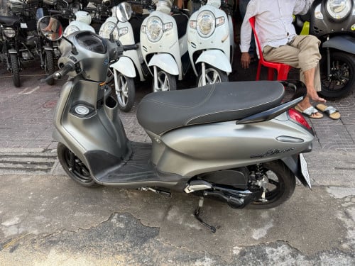 Yamaha Filano hybrid