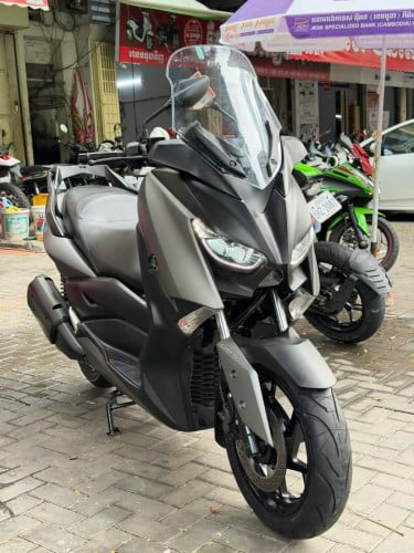 Yamaha Xmax 250 2018 99% ជប៉ុន