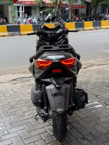 Yamaha Xmax 250 2018 99% ជប៉ុន