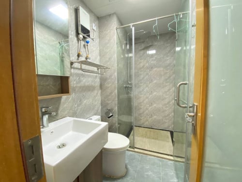 Yuetai riverside condo for rent