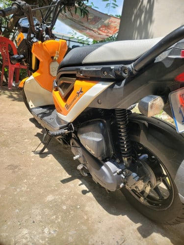 Zoomer 018មាន កាតគ្រីត្រឹមត្រូវ