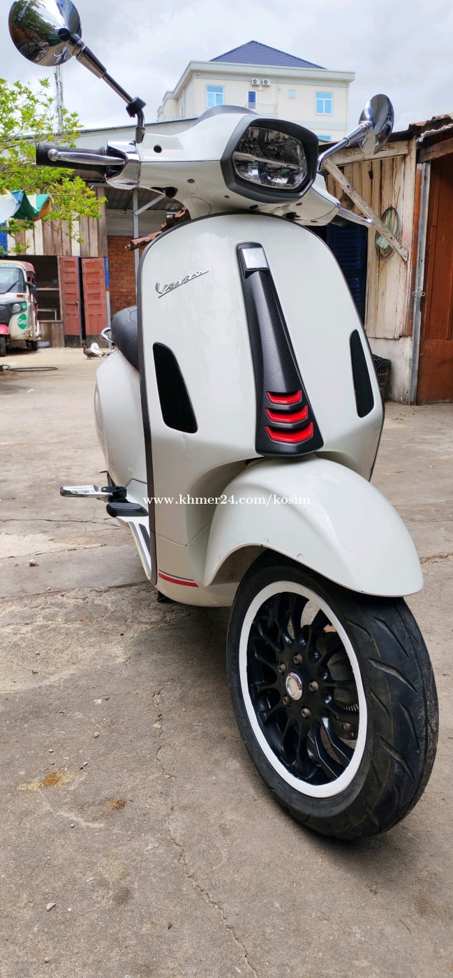 Vespa sprint 019 150cc