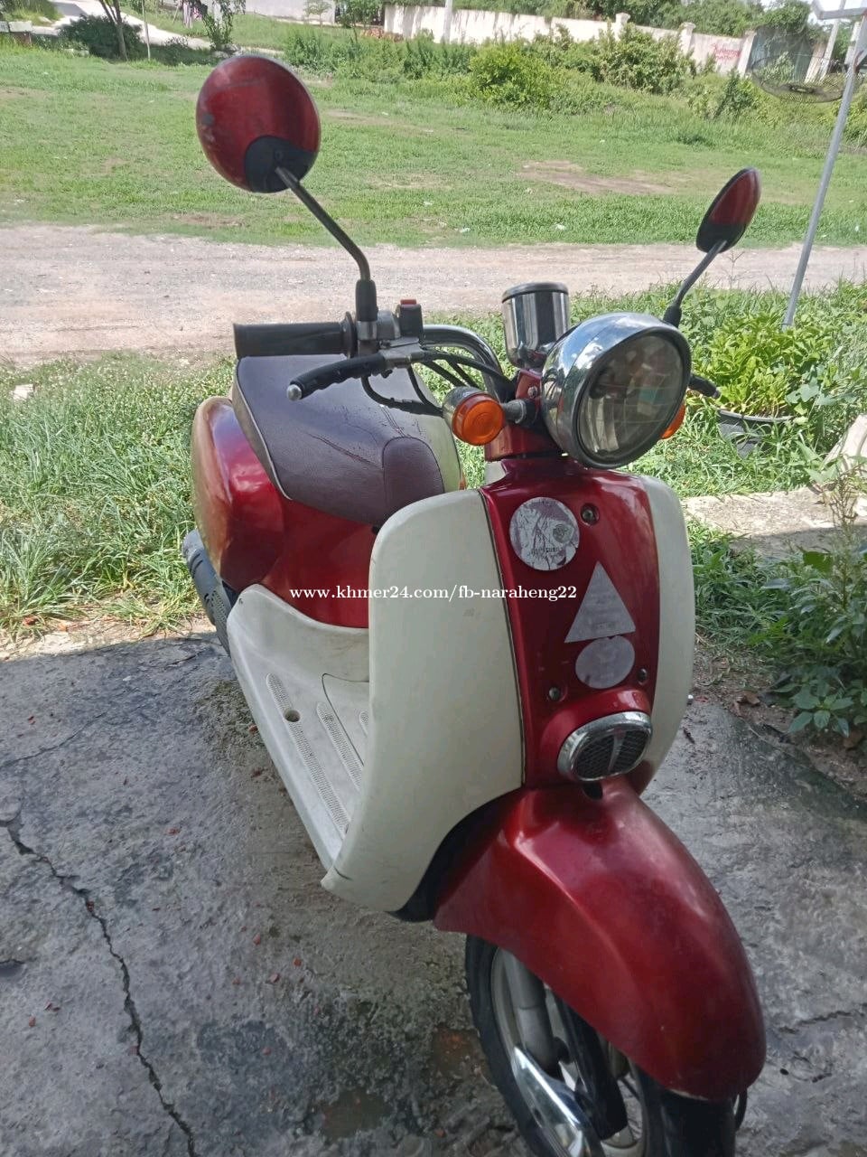 ម៉ូតូមានកាត់គ្រីត្រឹមត្រូវសំណុំ