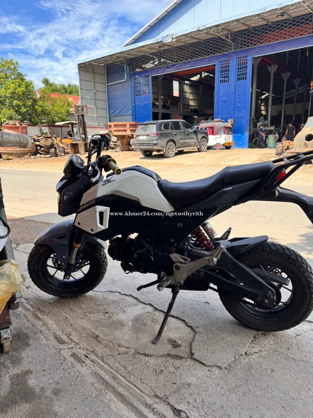 អត់ដែលជិះទុកចោល