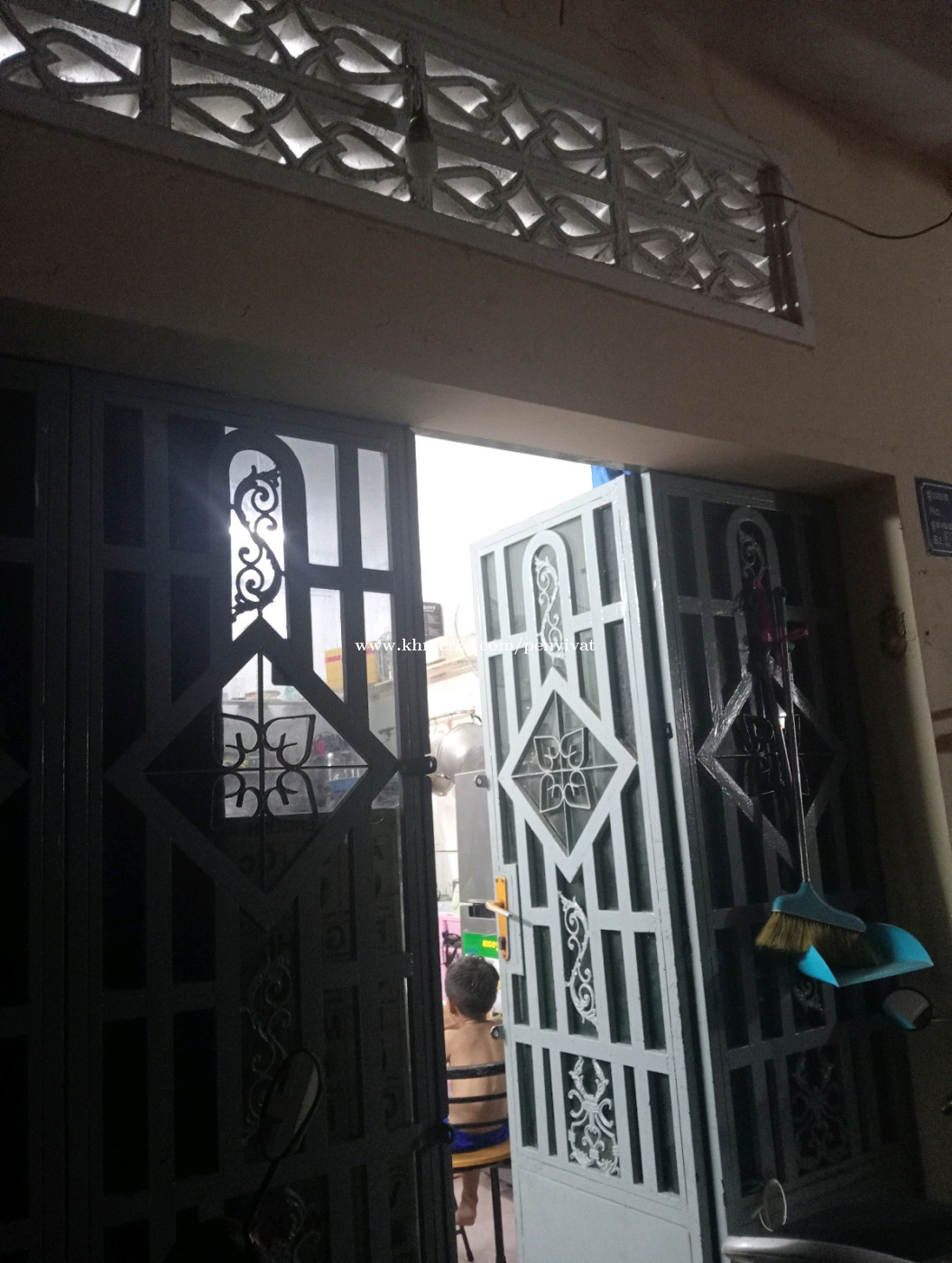 លក់បន្ទាប់