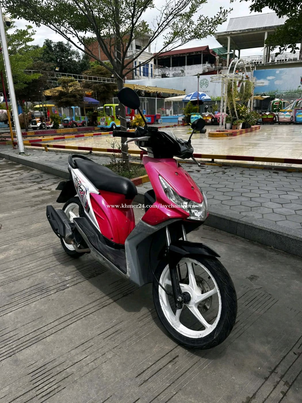 មានពន្ធលក់410$ចរចារ