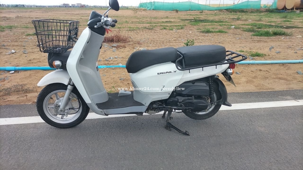 摩托车HONDA BENLY