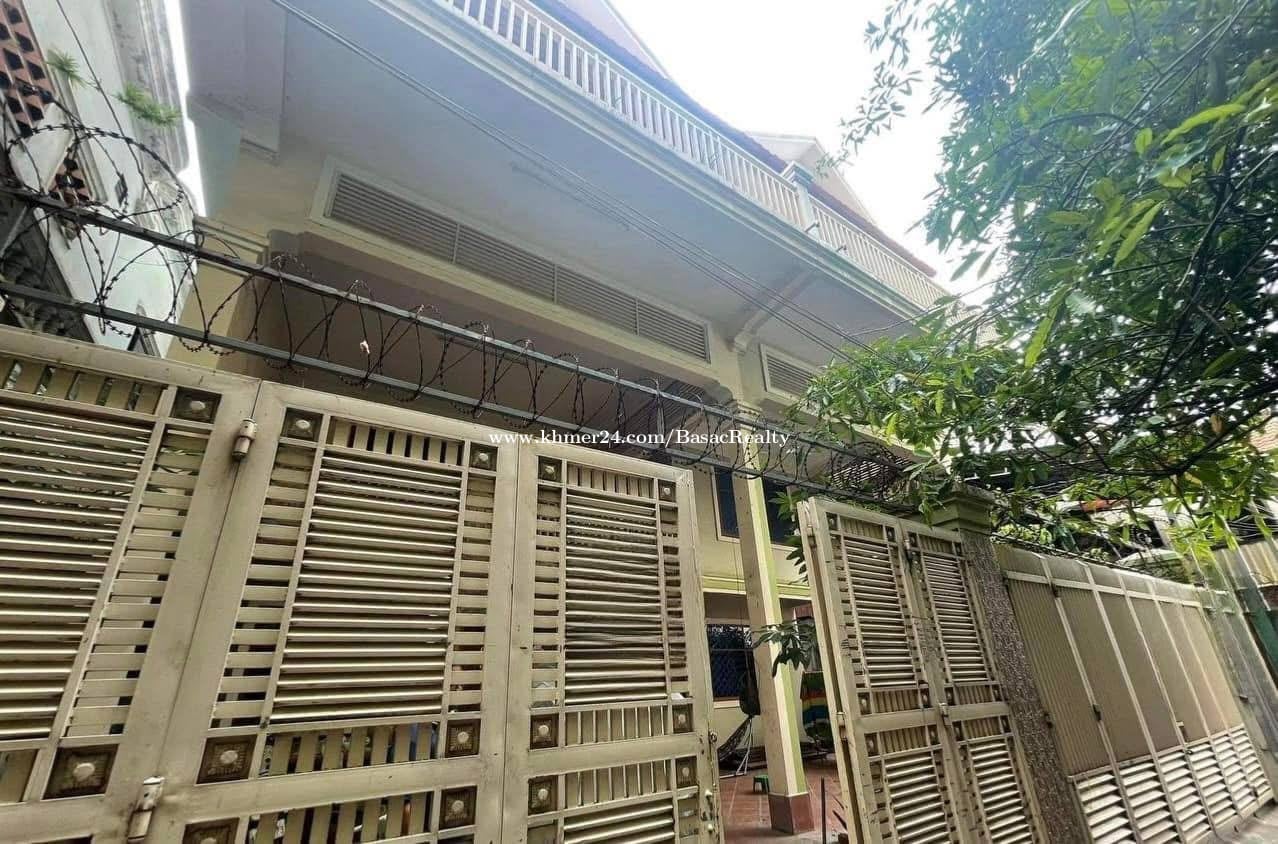 ផ្ទះលក់បន្ទាន់ នៅសង្កាត់ផ្សារដើមថ្កូវ | House Urgent Sale in Sangkat Phsar Daem Thkov