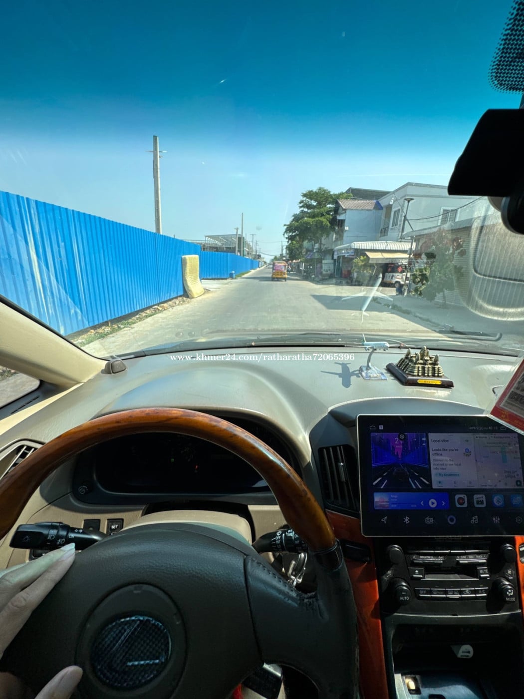 លក់ Rx 300 01 ប៉ុង2 ម្ចាស់ដើម 9100$ ចរចាបានទៀតបង