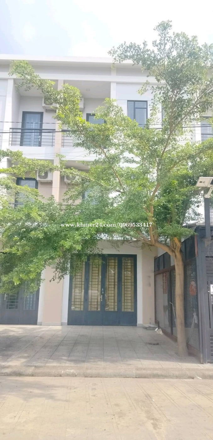 A private link house for rent in Kampot