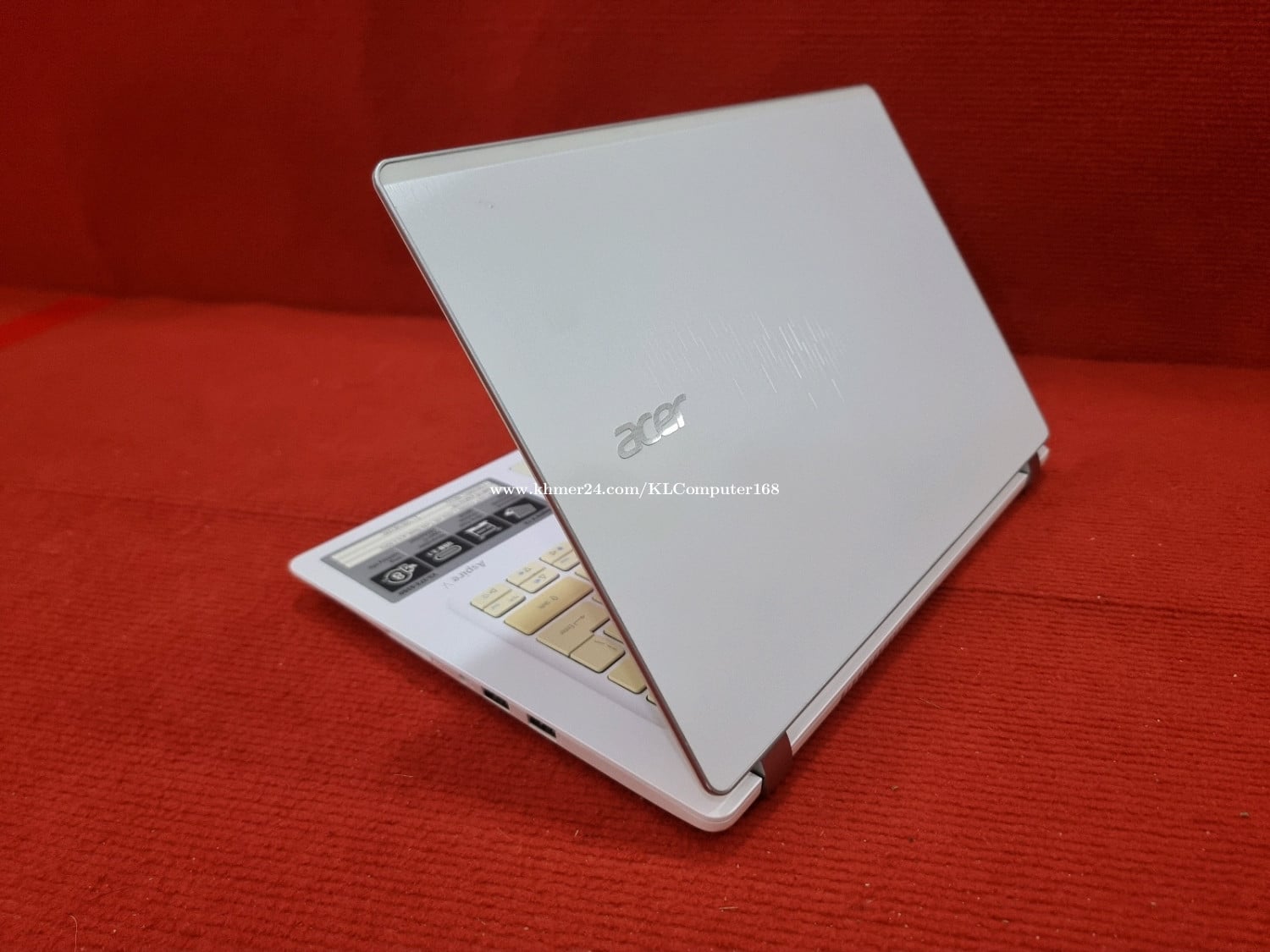 Acer i5-6th Gen Slim ( 8GB - 256GB ) Battery Good ๐