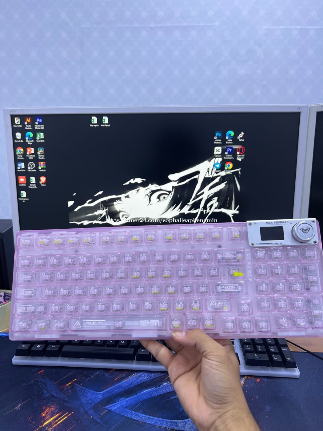 AULA F98 Pro មួយទឹកនៅថ្មី 99% (តម្លៃ 45$✅) ចរចារនៅភ្នំពេញអាចមកយកផ្ទាល់ ឬដាក់ Grab