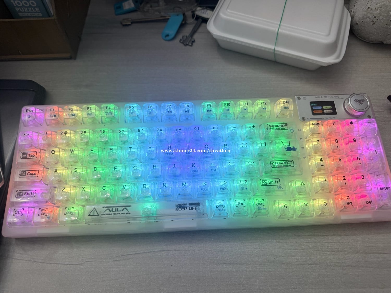 AULU keyboard bluetube light RGB