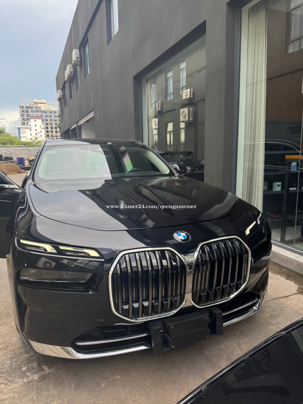 BMW ស្វែងរកម្ចាស់