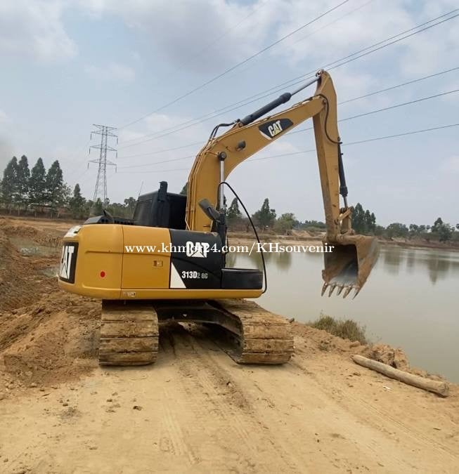 CAT 313D2GC ឆ្នាំ2019