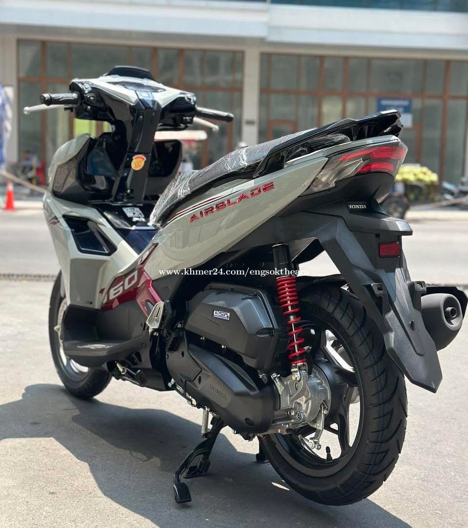 Honda Airblack 160cc 2024 Smartkey