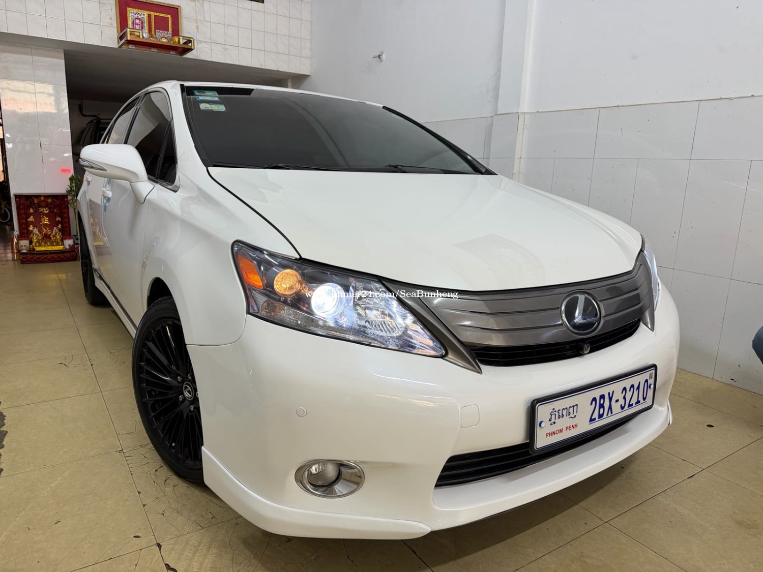 Hs250h 2011 full advanced ម្ចាស់ដេីម