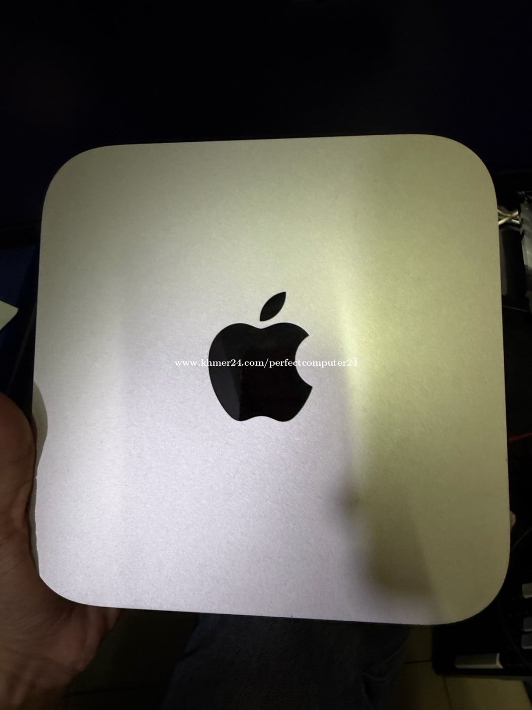 Mac Mini M2 2023 នៅស្អាតមានប្រអប់