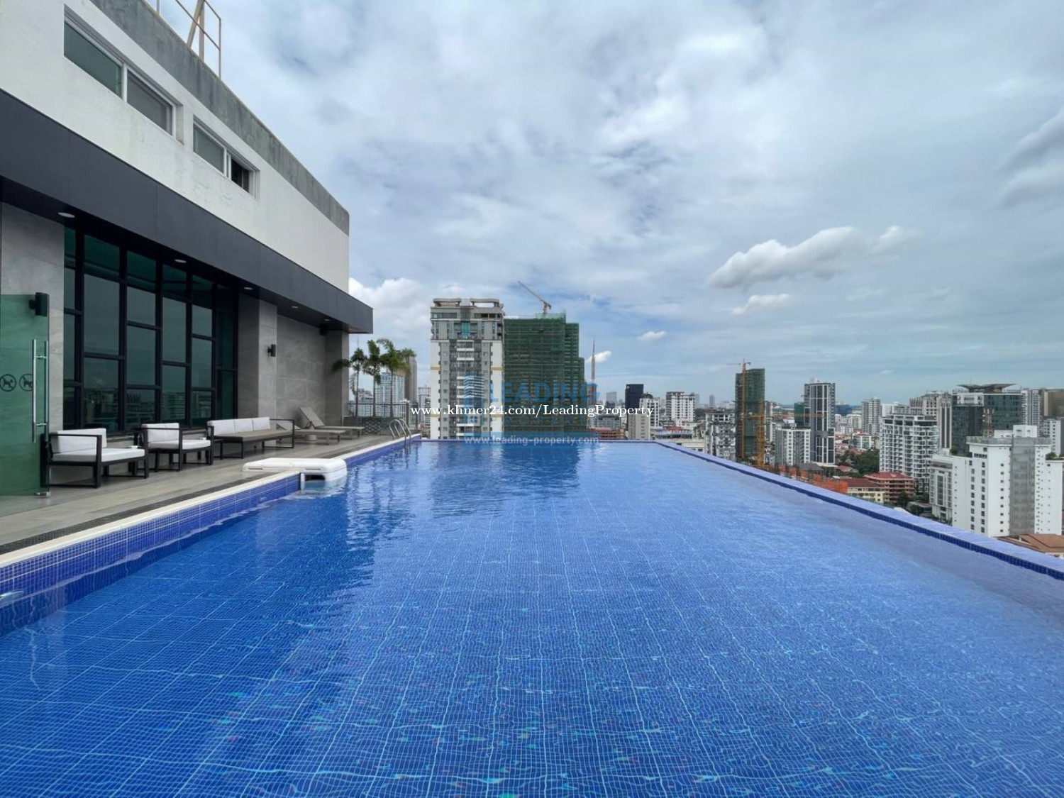 N227 | Tonle Basac Area 1 Bedroom Gym and Pool Apartment For Rent
