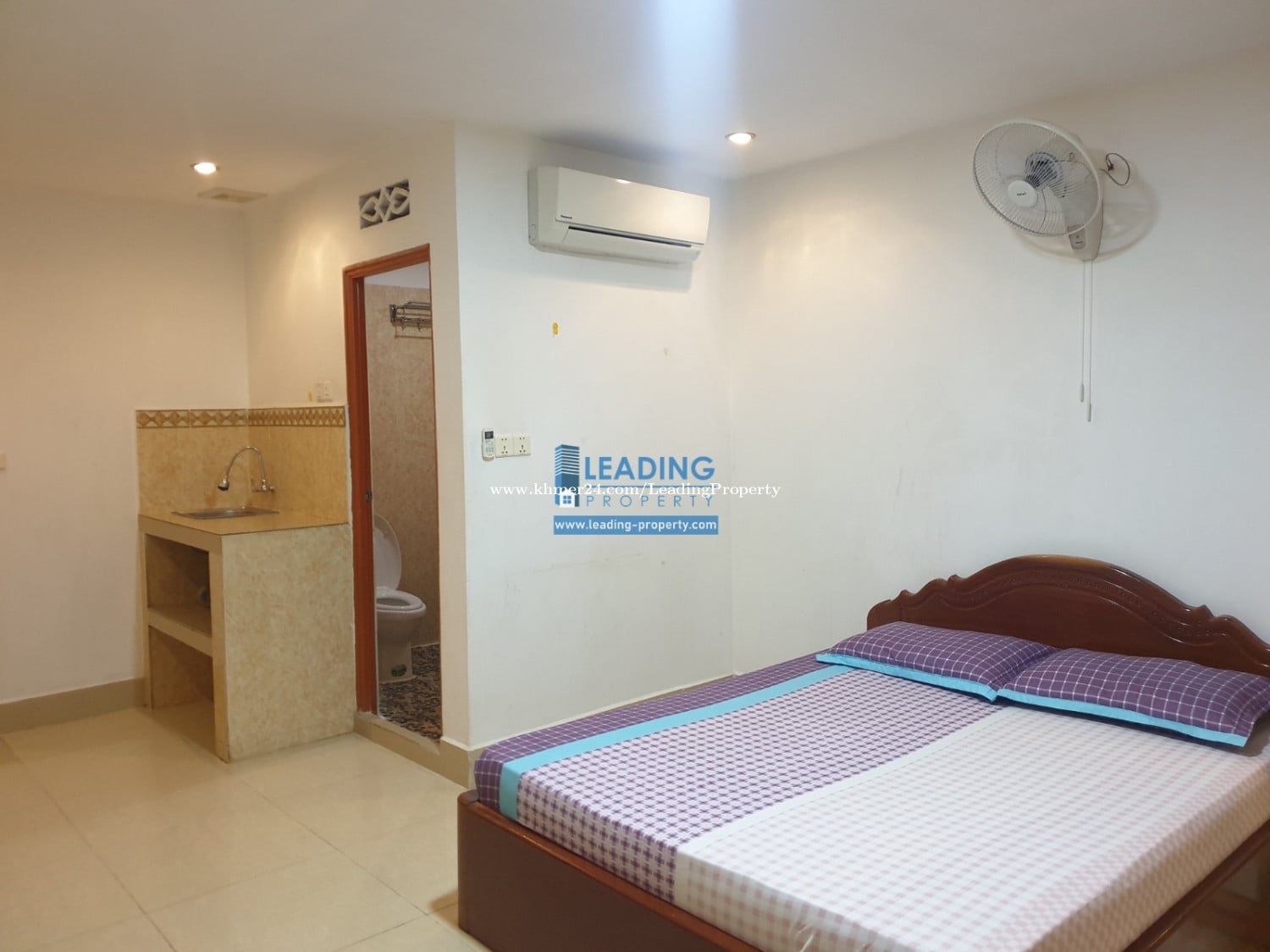 N261 | Elevator Studio Apartment For Rent in BKK2