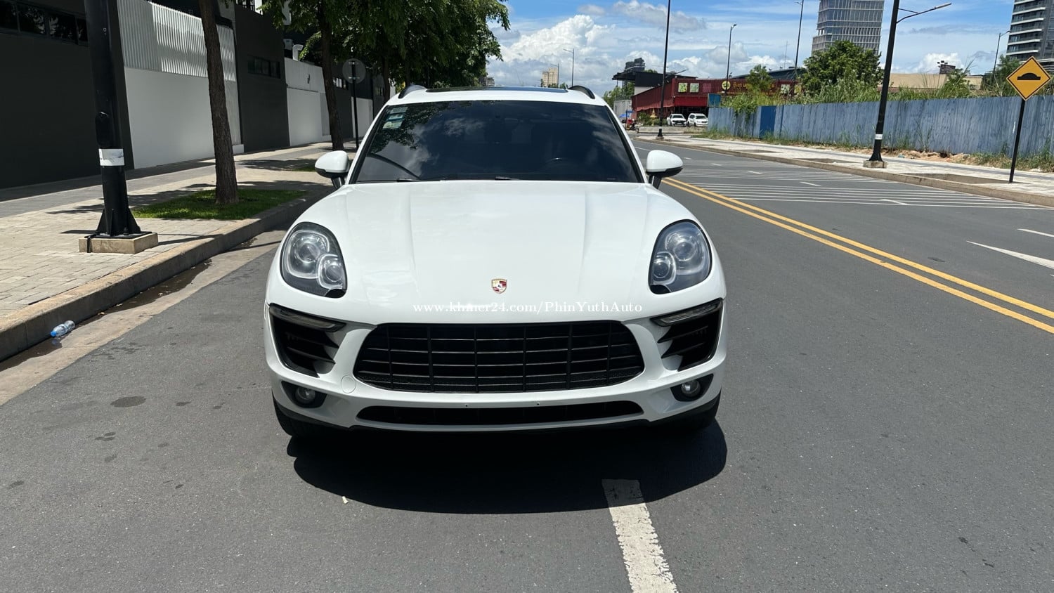 Porsche Macan S 2015 លក់ 26500$ បង់រំលោះក៏បាន